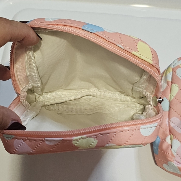 Brand new heart print sanitary napkin bag. - Picture 2 of 4